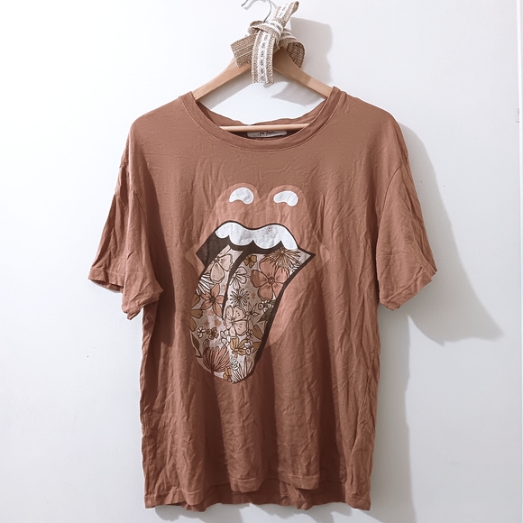 Free People Tops - Free People x Daydreamer The Rolling Stones Muave Brown Floral Graphic Band Tee